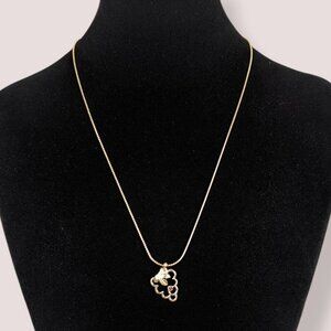 V. Avon Grape Openwork Pendant Necklace